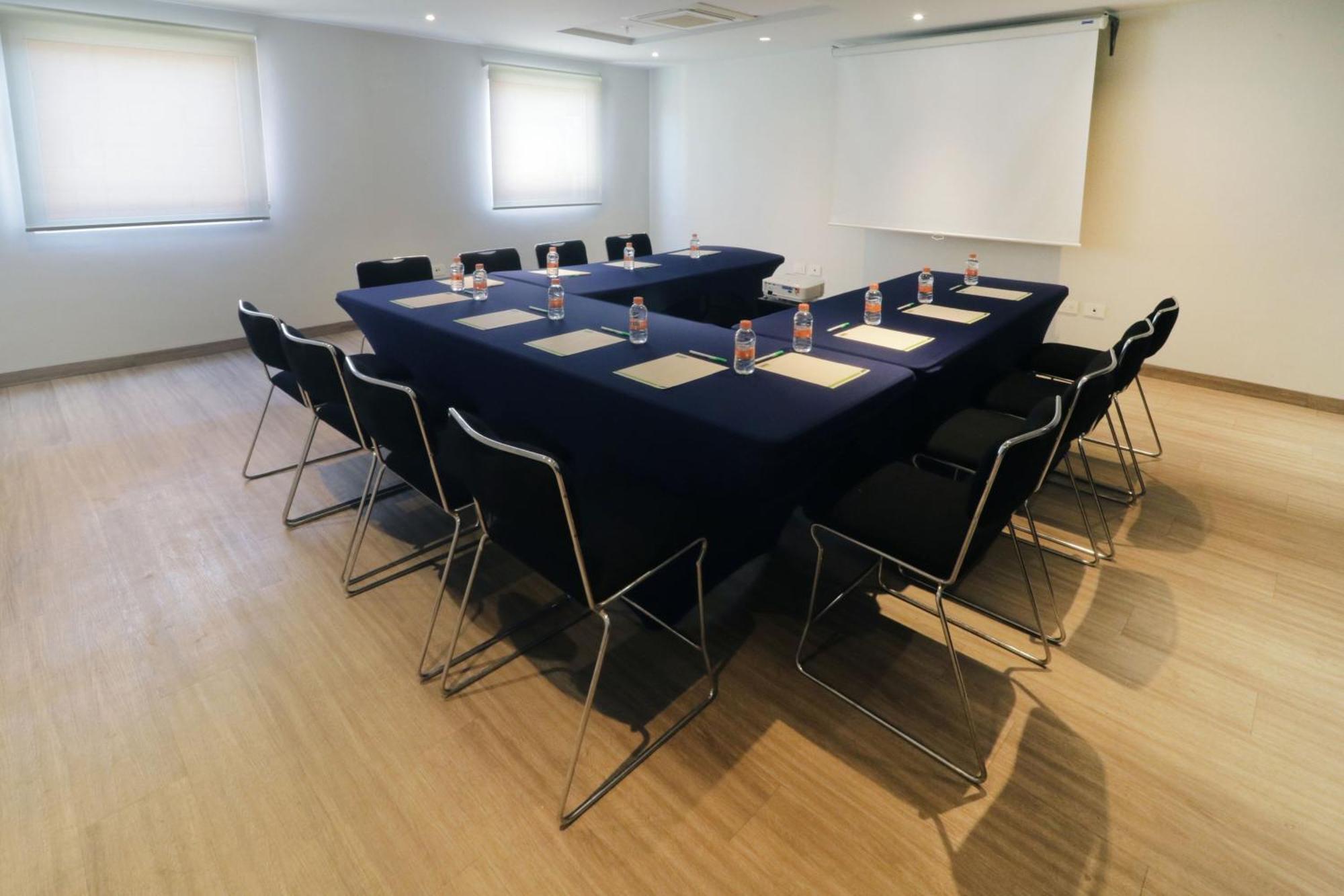 City Express Junior By Marriott Merida Altabrisa Extérieur photo